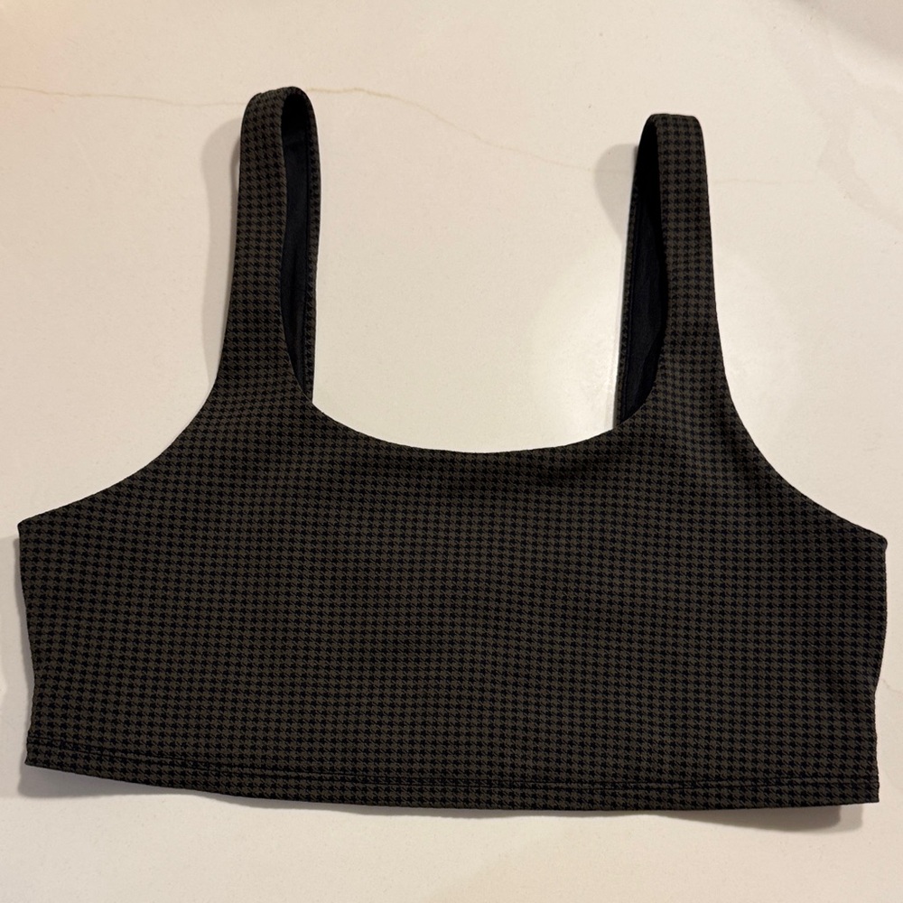 Alo Yoga Sports Bra - Picture 3 of 7
